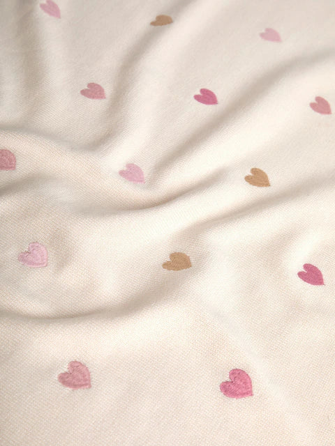Couverture bébé douce à motifs cœurs roses
