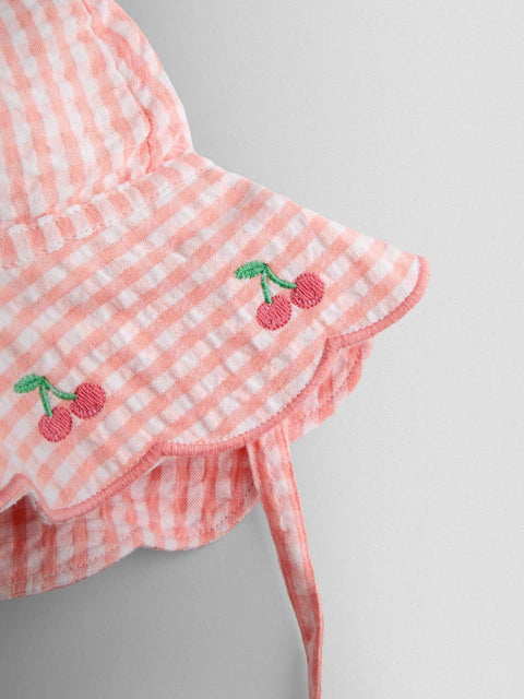 Chapeau vichy à cerises pour bébé