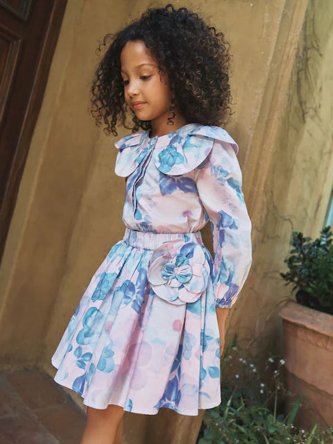 Robe fleurie bleu pastel à manches longues pour fille