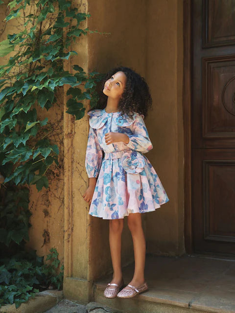Robe fleurie bleu pastel à manches longues pour fille