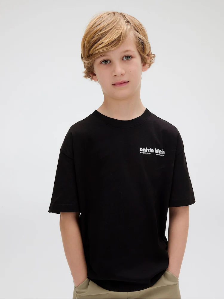 T-shirt noir graphique à manches courtes pour enfant