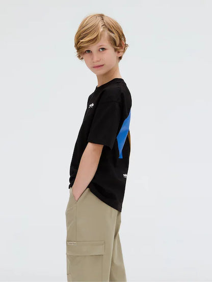 T-shirt noir graphique à manches courtes pour enfant