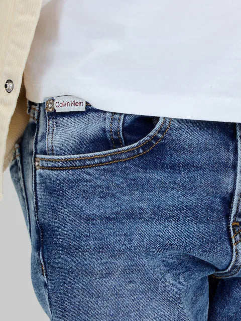 Jean enfant bleu délavé coupe droite classique